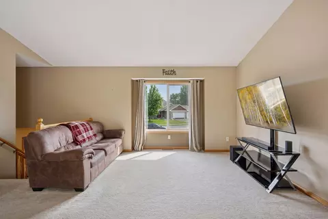 12962 Carole Dr, Becker, MN 55308 photo 5