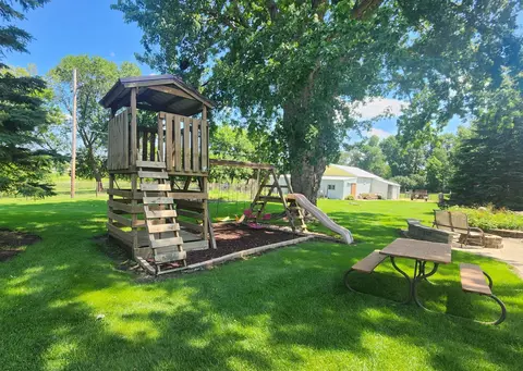 Exterior - 511 4th St W, Jasper, MN 56144 photo 11 of 18