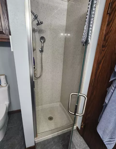 Bath - 511 4th St W, Jasper, MN 56144 photo 2 of 4