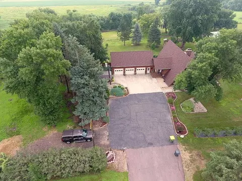 View/Area - 511 4th St W, Jasper, MN 56144 photo 2 of 5