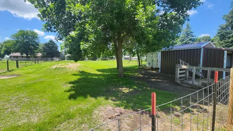 Exterior - 511 4th St W, Jasper, MN 56144 photo 12 of 18