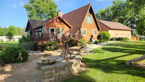 Exterior - 511 4th St W, Jasper, MN 56144 photo 2 of 18