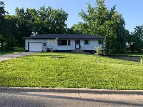 511 2nd St S, Watkins, MN 55389