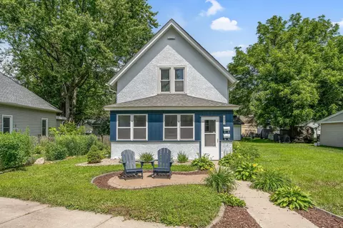 619 4th Ave E, Shakopee, MN 55379