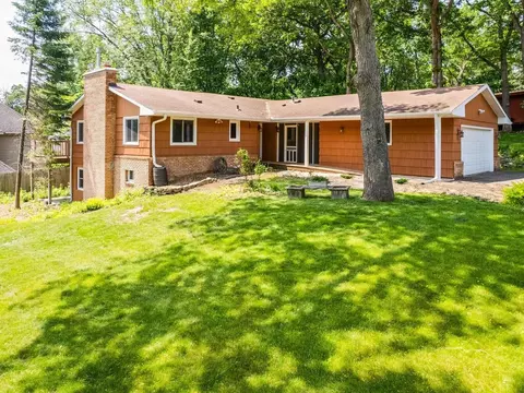 7651 W 86th St, Bloomington, MN 55438