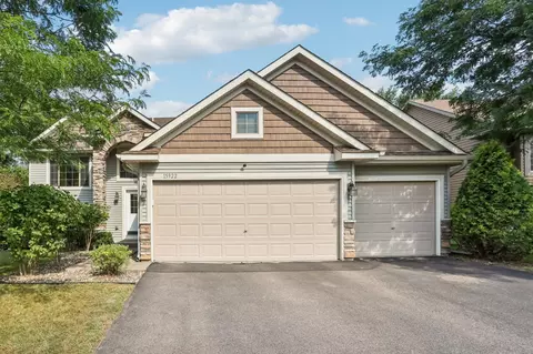 15922 Farnham Ave N, Hugo, MN 55038