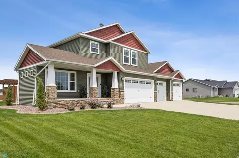 6703 Ashwood Loop, Fargo, ND 58104 photo 2