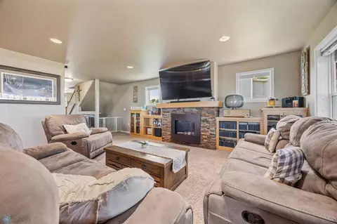 6703 Ashwood Loop, Fargo, ND 58104 photo 8