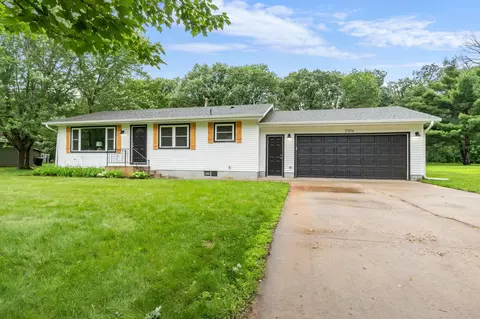 2304 Parkview Rd NE, Alexandria, MN 56308