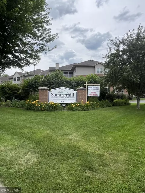935 Ferndale St N #311, Maplewood, MN 55119