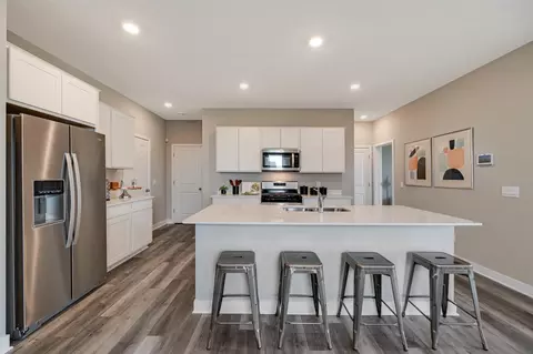 17021 Draper Way, Lakeville, MN 55044
