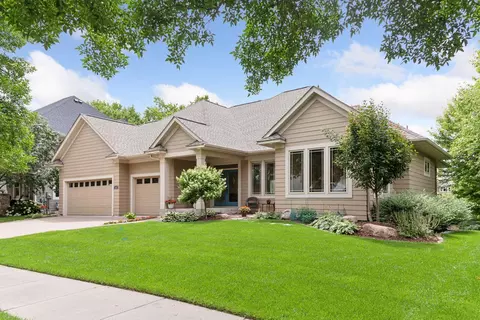 11065 Stonemill Farms Curv, Woodbury, MN 55129