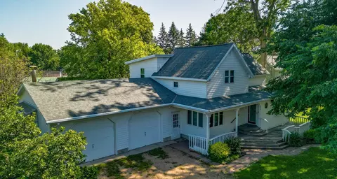 208 Lincoln St SW, Mapleton, MN 56065 photo 2