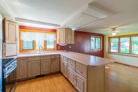 208 Lincoln St SW, Mapleton, MN 56065 photo 5