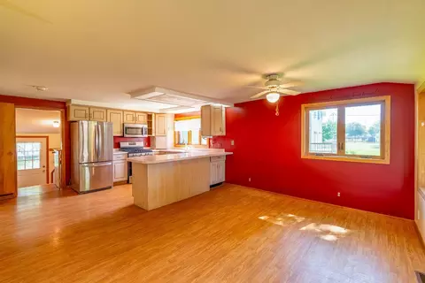 208 Lincoln St SW, Mapleton, MN 56065 photo 3