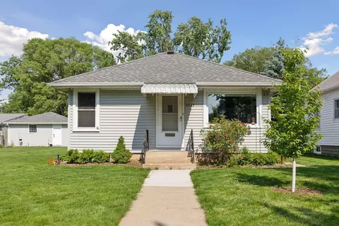 5533 42nd Ave S, Minneapolis, MN 55417
