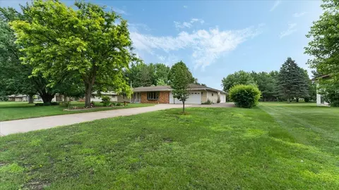 1024 Bromo Ave, Saint Cloud, MN 56303 photo 2