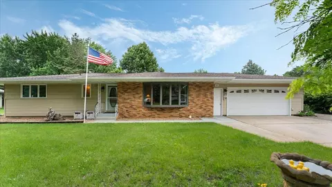 1024 Bromo Ave, Saint Cloud, MN 56303