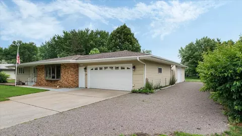 1024 Bromo Ave, Saint Cloud, MN 56303 photo 4
