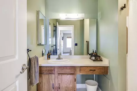 2425 E Franklin Ave #409, Minneapolis, MN 55406 photo 13
