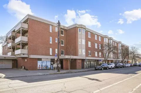2425 E Franklin Ave #409, Minneapolis, MN 55406 photo 20
