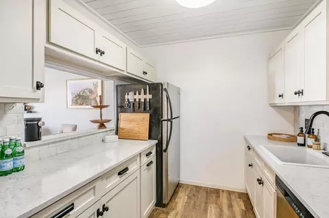 2425 E Franklin Ave #409, Minneapolis, MN 55406 photo 6