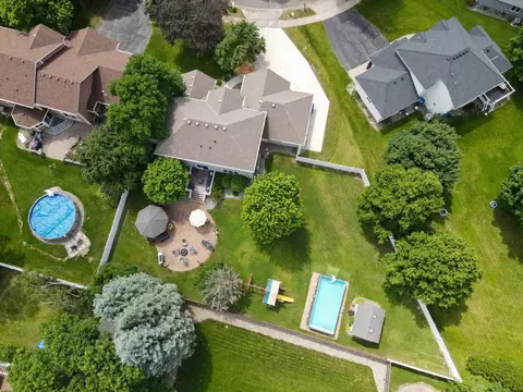 2668 Waterford Ct, Saint Cloud, MN 56301