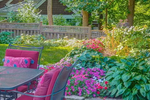 205 Valleyview Pl, Minneapolis, MN 55419