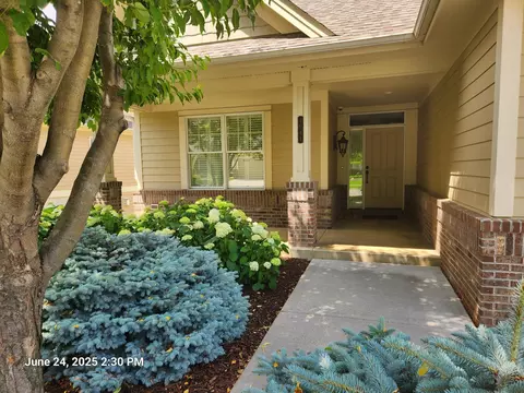 4041 Berkshire Rd SW, Rochester, MN 55902