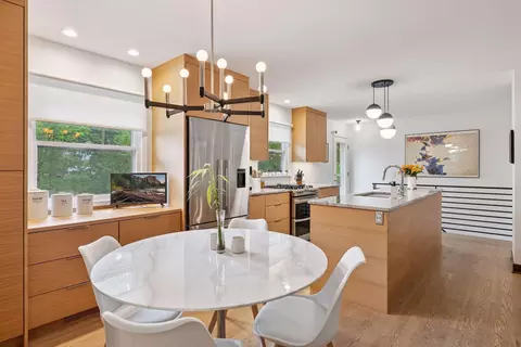 18201 Kathleene Dr, Minnetonka, MN 55345