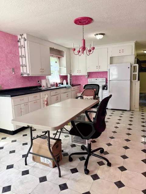 Kitchen - 413 3rd Ave SE, Baudette, MN 56623 photo 2 of 2