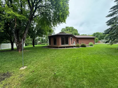 605 Arbor Ct, Marshall, MN 56258 photo 28