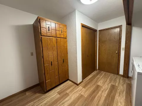 605 Arbor Ct, Marshall, MN 56258 photo 11
