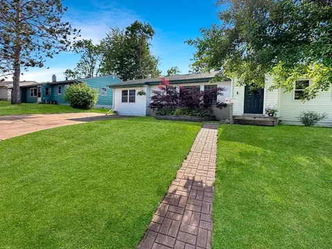 713 Allen Dr, Grand Rapids, MN 55744