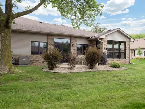 4145 Arbor Ln, Eagan, MN 55122 photo 21