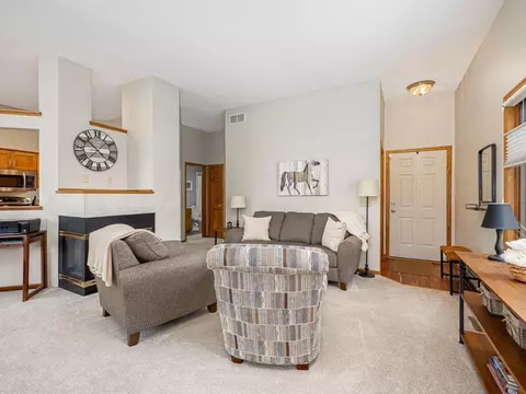 4145 Arbor Ln, Eagan, MN 55122 photo 8
