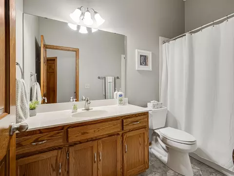 4145 Arbor Ln, Eagan, MN 55122 photo 19