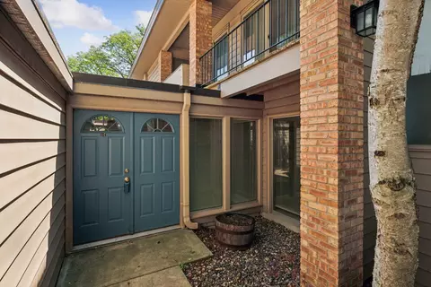 6308 Barrie Rd #1C, Edina, MN 55435
