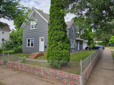 983 Marion St, Saint Paul, MN 55117