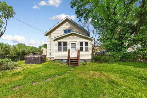 Exterior - 506 Fowler St, Faribault, MN 55021 photo 5 of 7