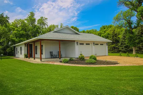 850 60th Ave SW, Danvers, MN 56231