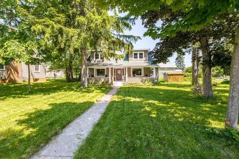 4223 Mcculloch St, Duluth, MN 55804