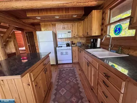5835 Pine Is N, Tower, MN 55790 photo 12