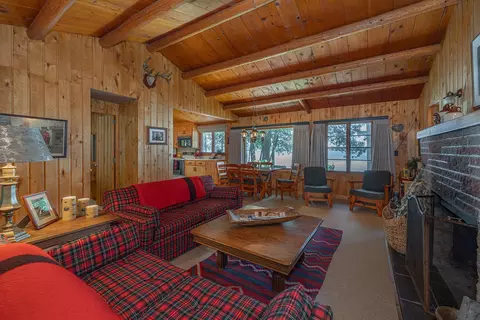 Living - 126 Marsh Hawk Ln NE, Hackensack, MN 56452 photo 3 of 8