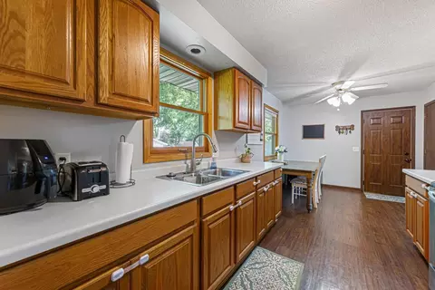 Entry Way - 103 9th Ave SE, Faribault, MN 55021 photo 2 of 2