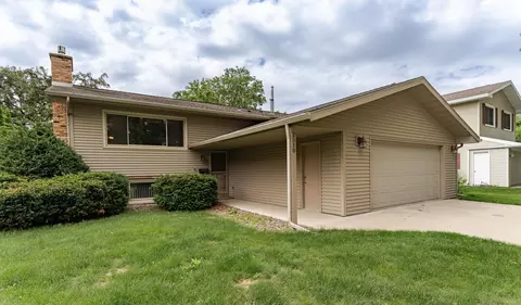 2510 25th St NW, Rochester, MN 55901