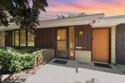 9533 Chicago Ave S, Bloomington, MN 55420