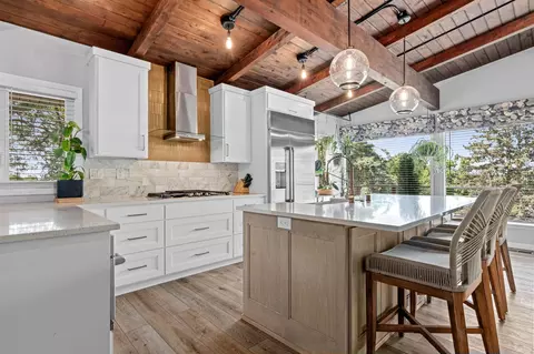 Kitchen - 1466 Highview Ave, Eagan, MN 55121 photo 2 of 5