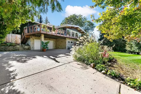 Exterior - 1466 Highview Ave, Eagan, MN 55121 photo 6 of 20