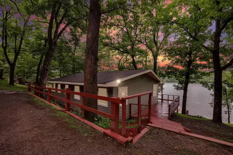 1625 Niles Ln, Centuria, WI 54824
